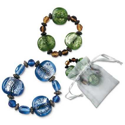 Armband aus Kunststoffteilen